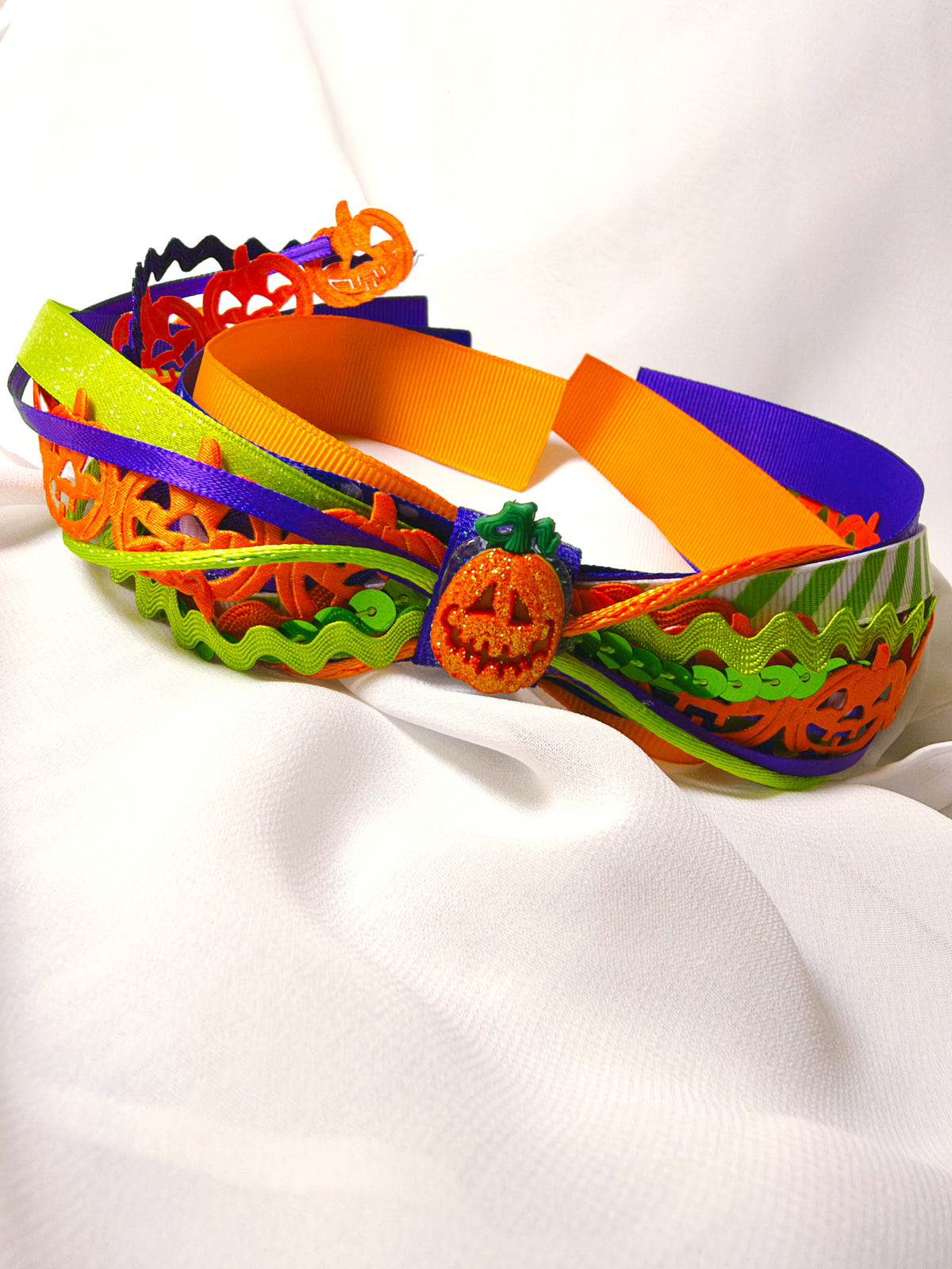 Spooky Pumpkin Confetti Bow
